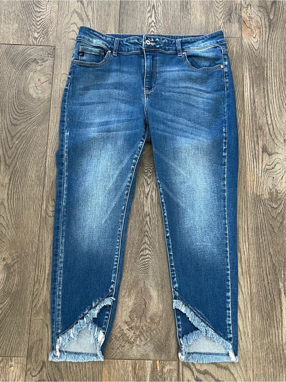 KANCAN Frayed Tulip Step-Hem Skinny Ankle Jeans Size 18 - Picture 3 of 11